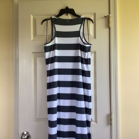 Michael Kors Sleeveless Wide Striped Maxi Dress Grey White SZ XL - Picture 8 of 13